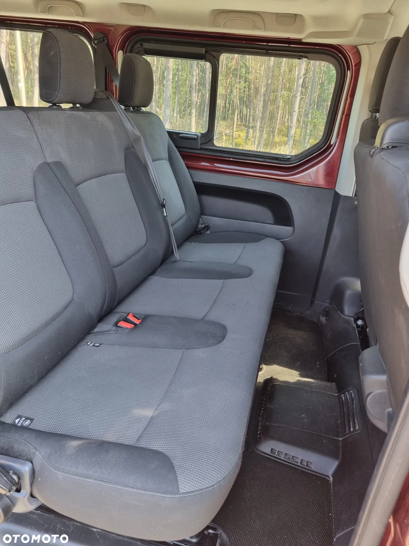 Renault Trafic Grand SpaceClass 2.0 dCi Escapade - 11