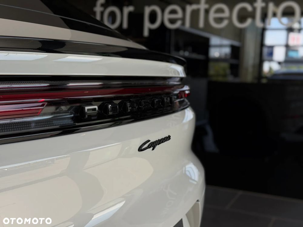 Porsche Cayenne E-Hybrid PHEV Black Edition - 13
