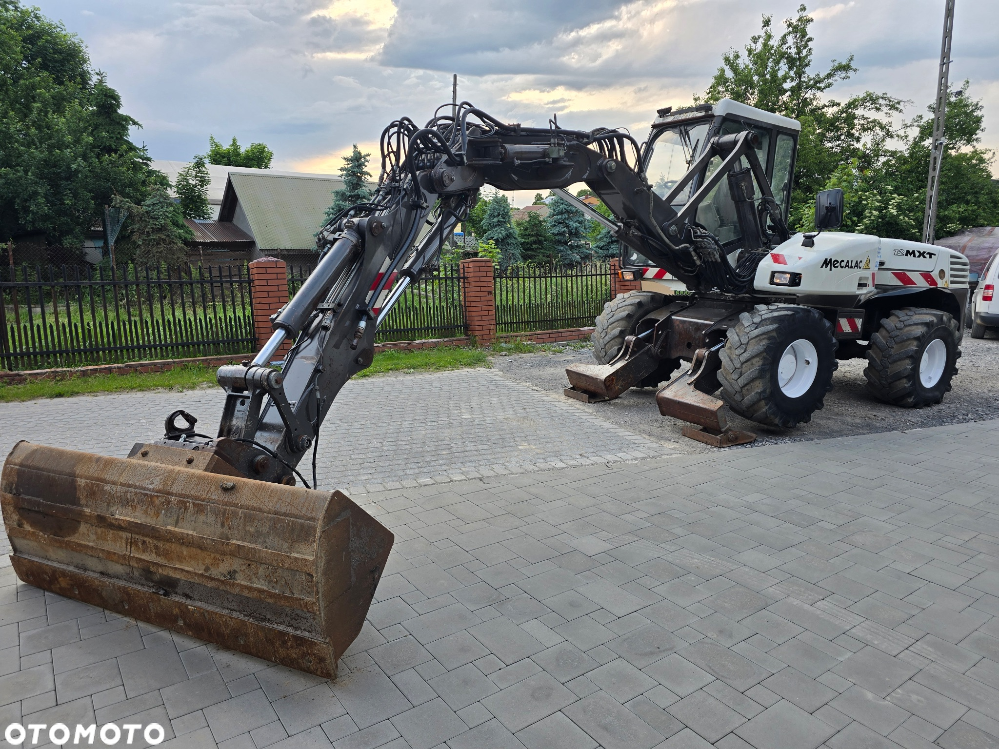 Mecalac 12 MXT - 17