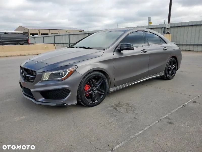 Mercedes-Benz CLA 250 4Matic 7G-DCT AMG Line - 3
