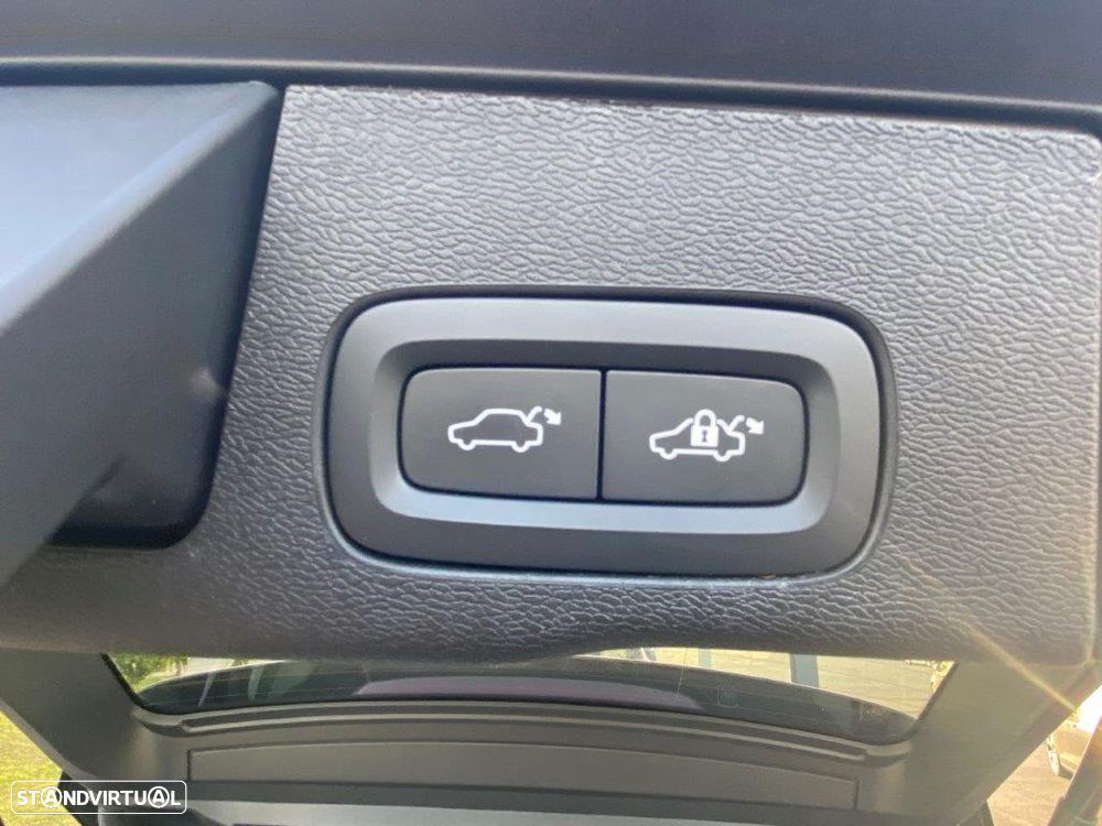 Volvo XC 60 2.0 T6 PHEV Plus Bright - 15