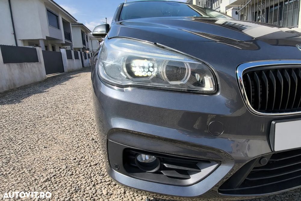 BMW Seria 2 218d Aut. - 9