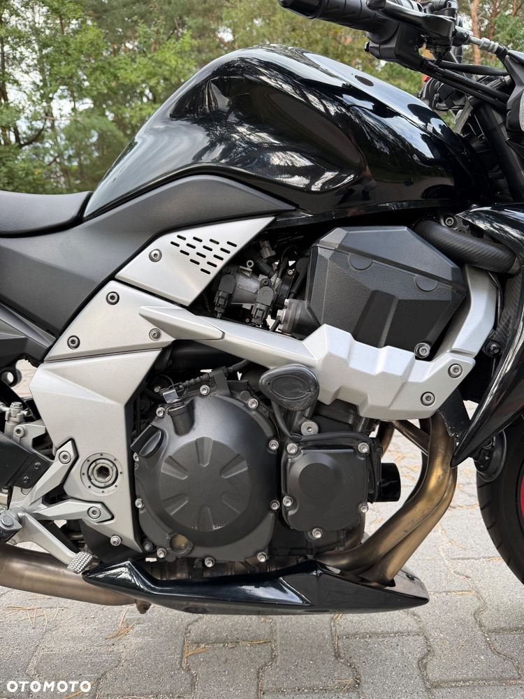Kawasaki ZR - 22