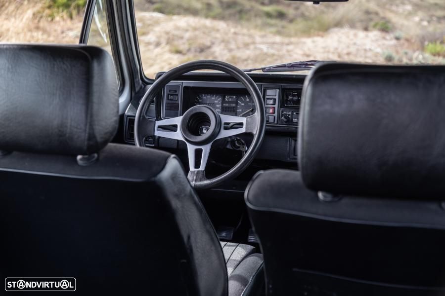 VW Golf - 32