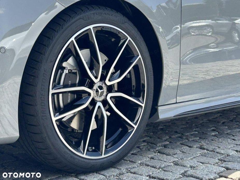 Mercedes-Benz CLA - 16