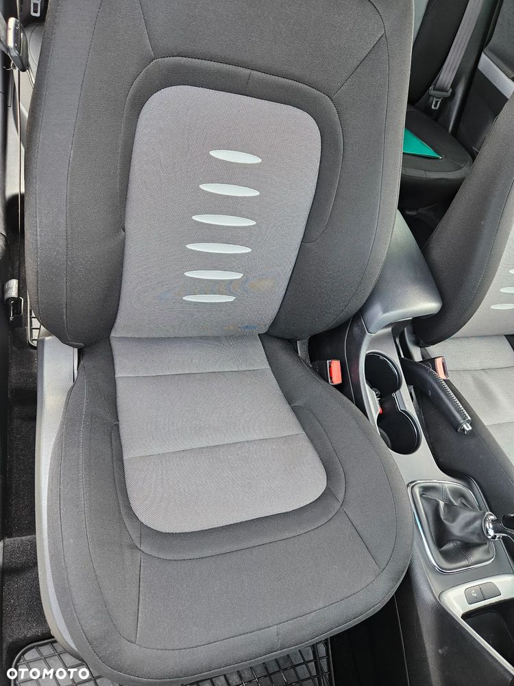 Kia Ceed 1.6 CRDi 128 Spirit - 17