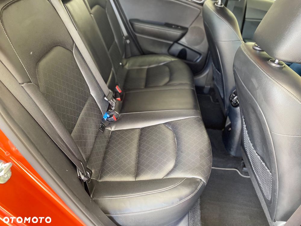 Kia Ceed 1.6 CRDi SCR GT-Line DCT - 17