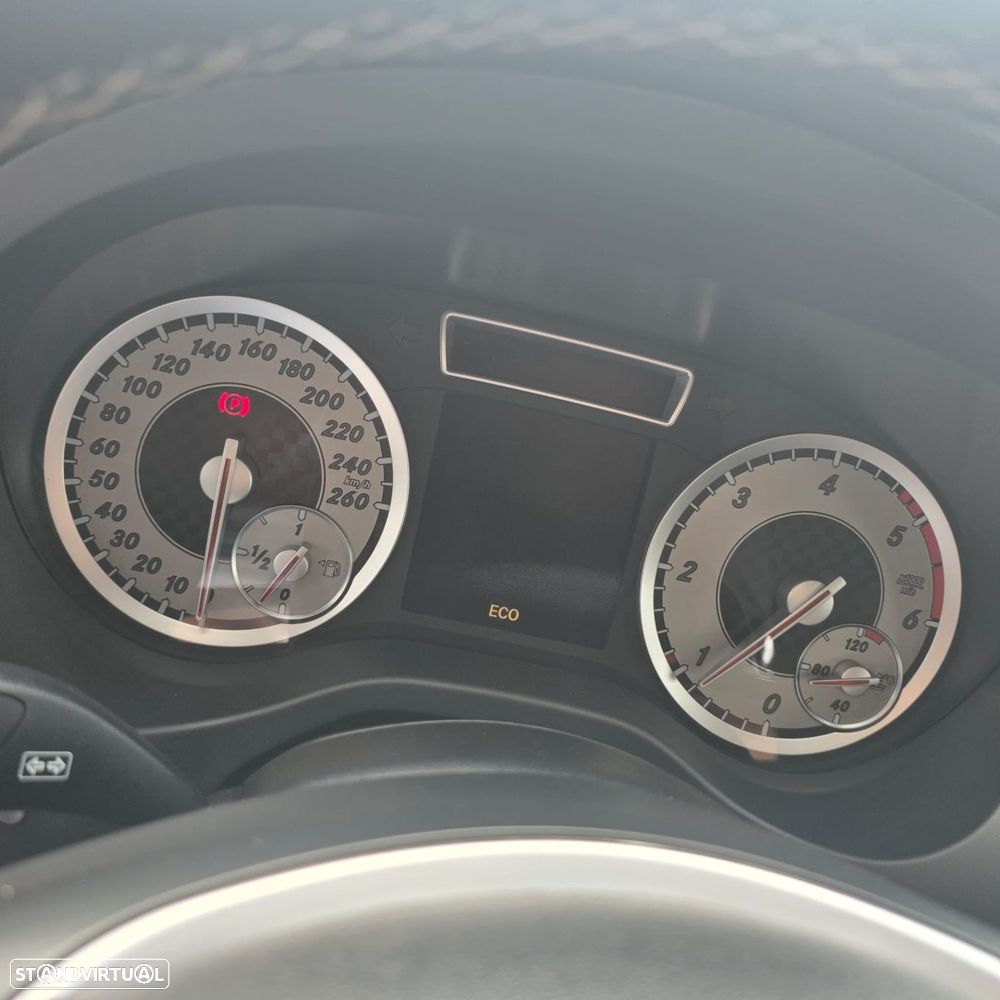 Mercedes-Benz A 180 - 18