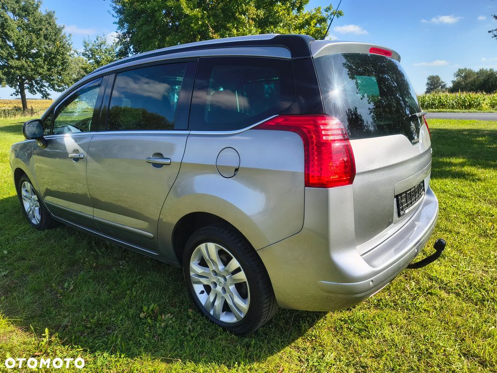 Peugeot 5008 HDI 150 Allure - 4