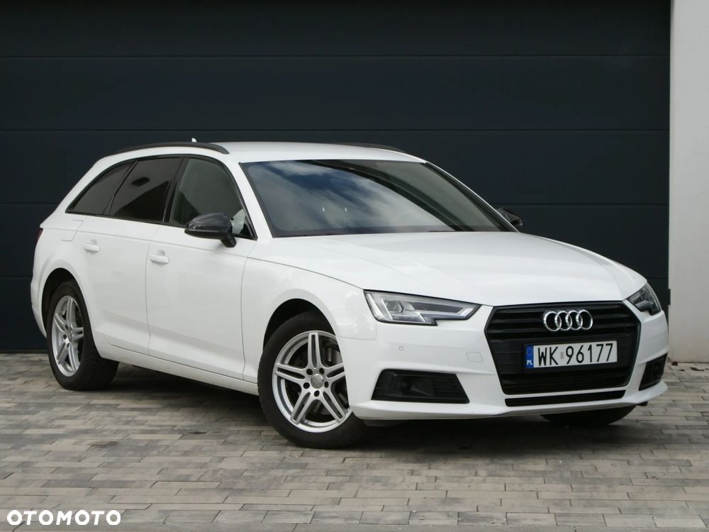 Audi A4 - 1