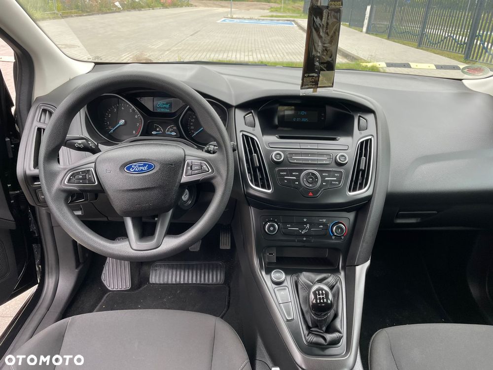 Ford Focus - 8