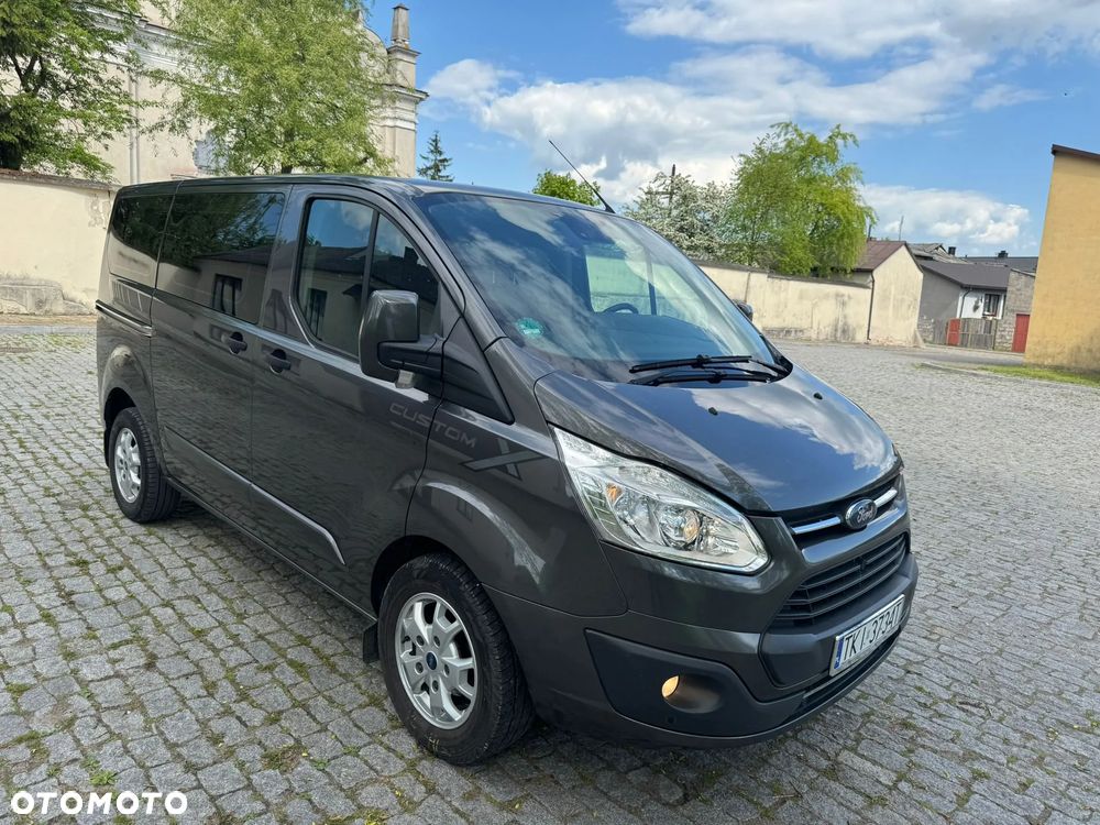 Ford Tourneo Custom 2.0 EcoBlue L2 Shuttle Bus Titanium - 11