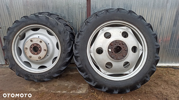 Komplet kół wąskich Same, Lamborghini, Deutz-Fahr Komplet kół wąskich Same, Lamborghini, Deutz-Fahr