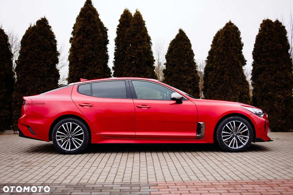 Kia Stinger 2.2 CRDI GT Line - 10