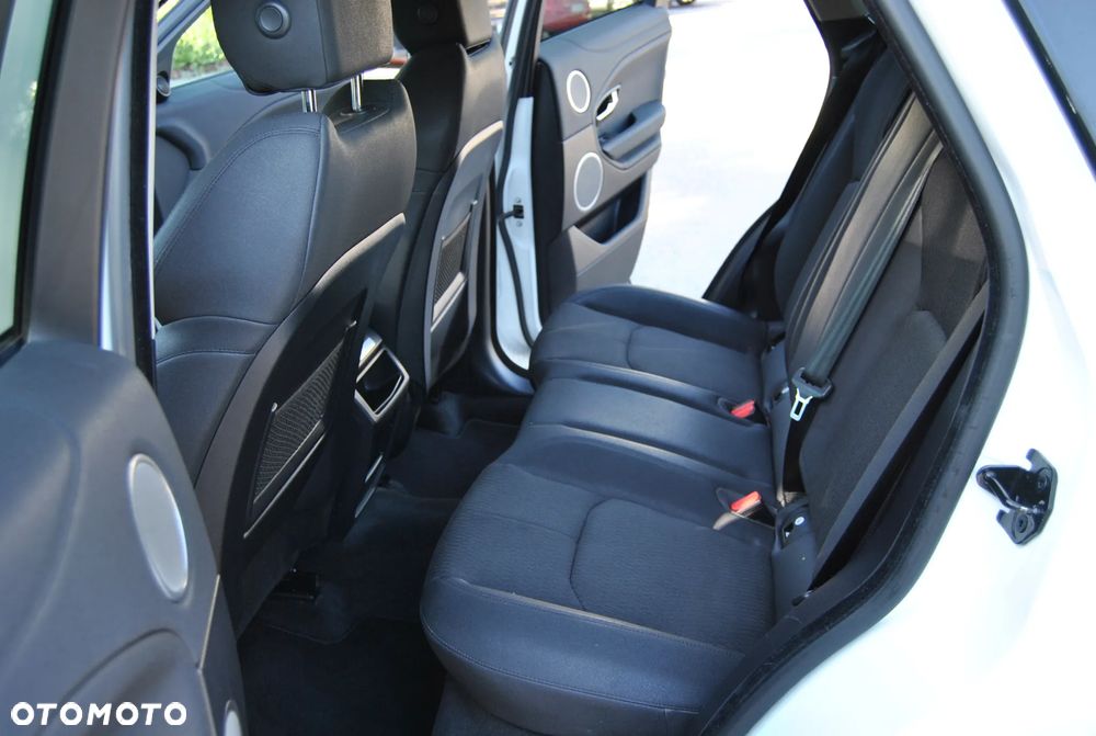 Land Rover Range Rover Evoque TD4 SE Dynamic - 28