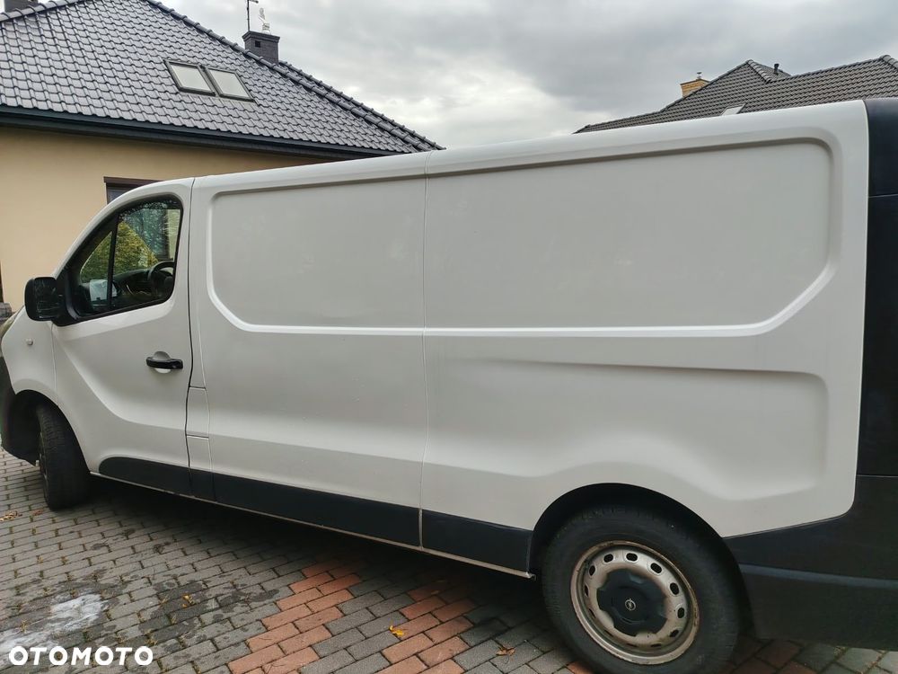 Opel Vivaro - 2
