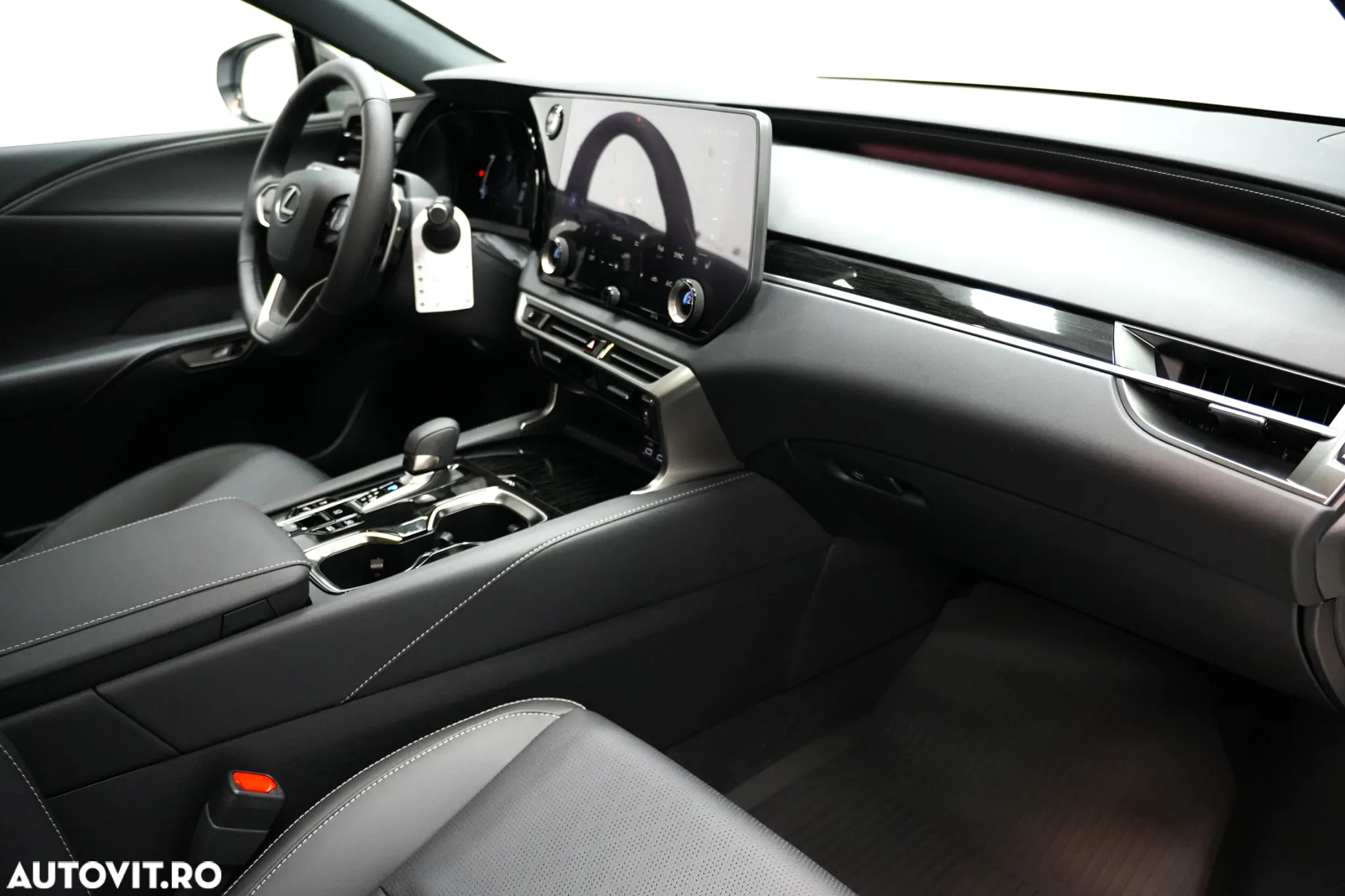 Lexus Seria RX - 14