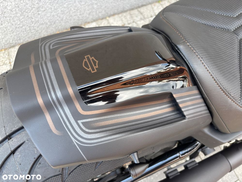 Harley-Davidson FXSB Breakout - 19