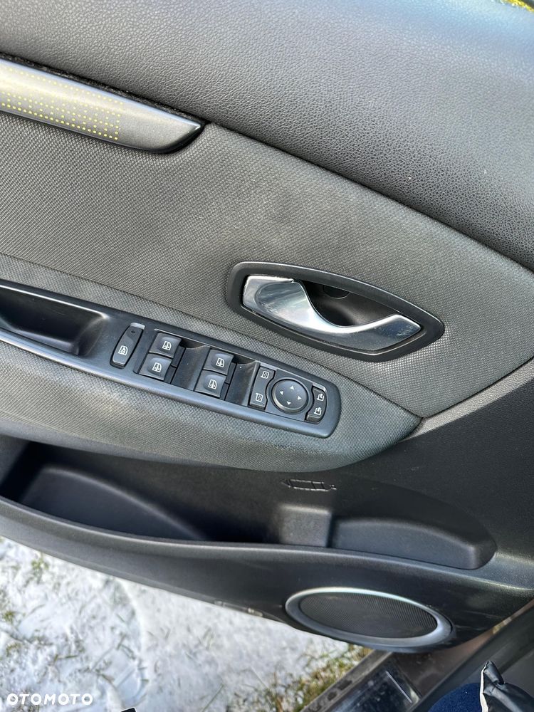 Renault Scenic TCe 130 Dynamique - 3