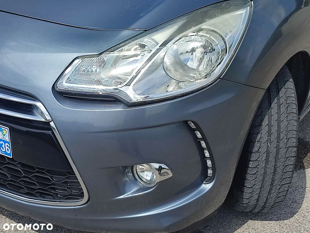 Citroën DS3 e-HDi 90 FAP SoChic - 11