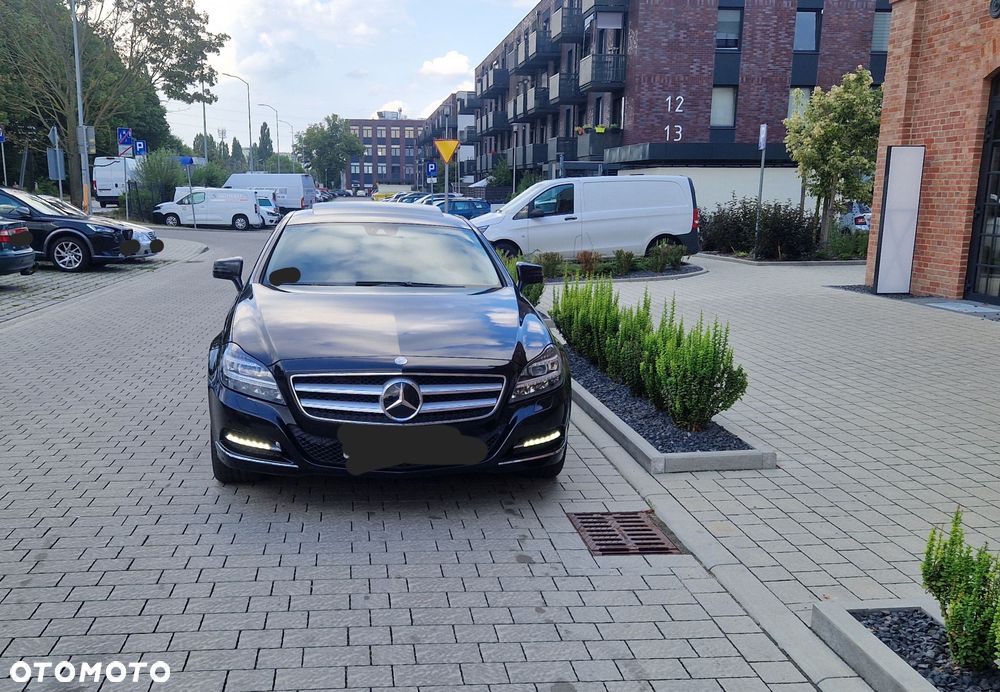 Mercedes-Benz CLS - 4