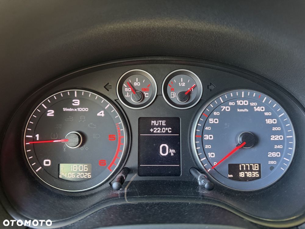 Audi A3 3-drzwiowe - 8