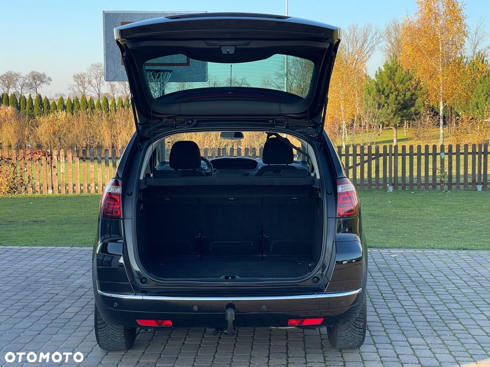 Citroën C4 Picasso - 13