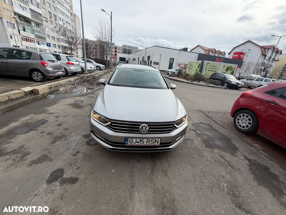 Volkswagen Passat 2.0 TDI DSG Comfortline - 8