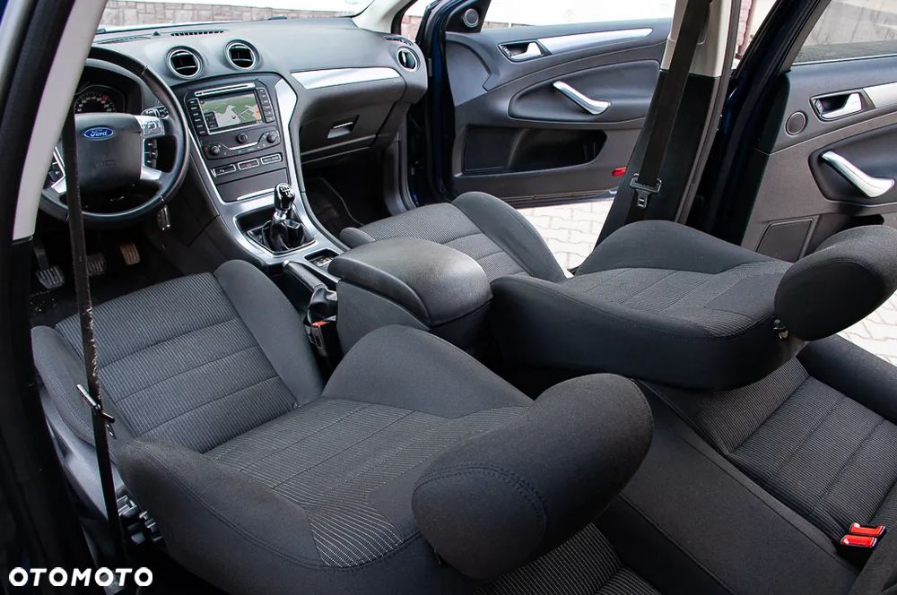 Ford Mondeo 2.0 TDCi Business Edition - 29