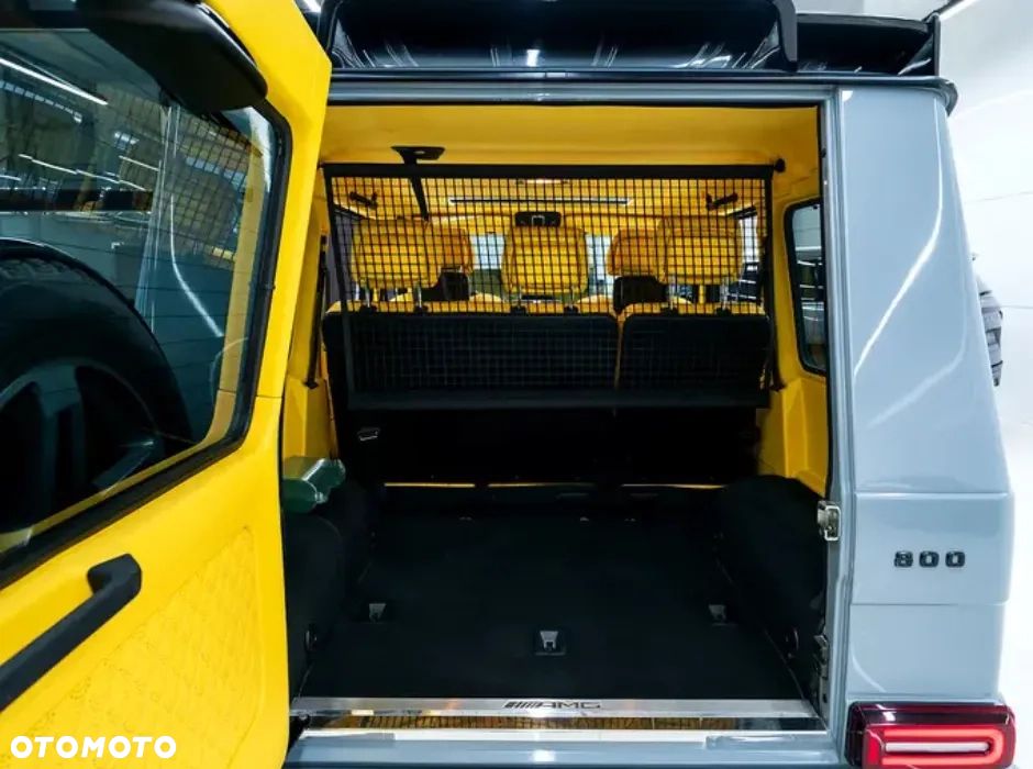 Mercedes-Benz Klasa G 63 AMG AMG SPEEDSHIFT 7G-TRONIC - 16