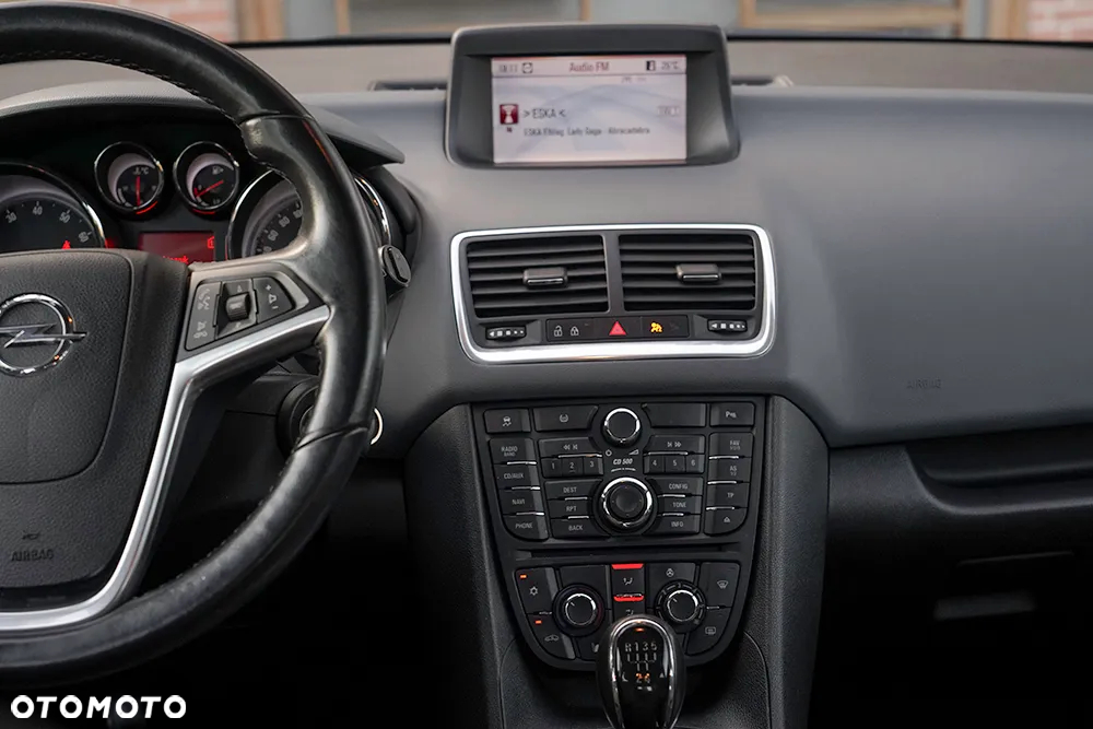 Opel Meriva 1.4 T Cosmo - 27