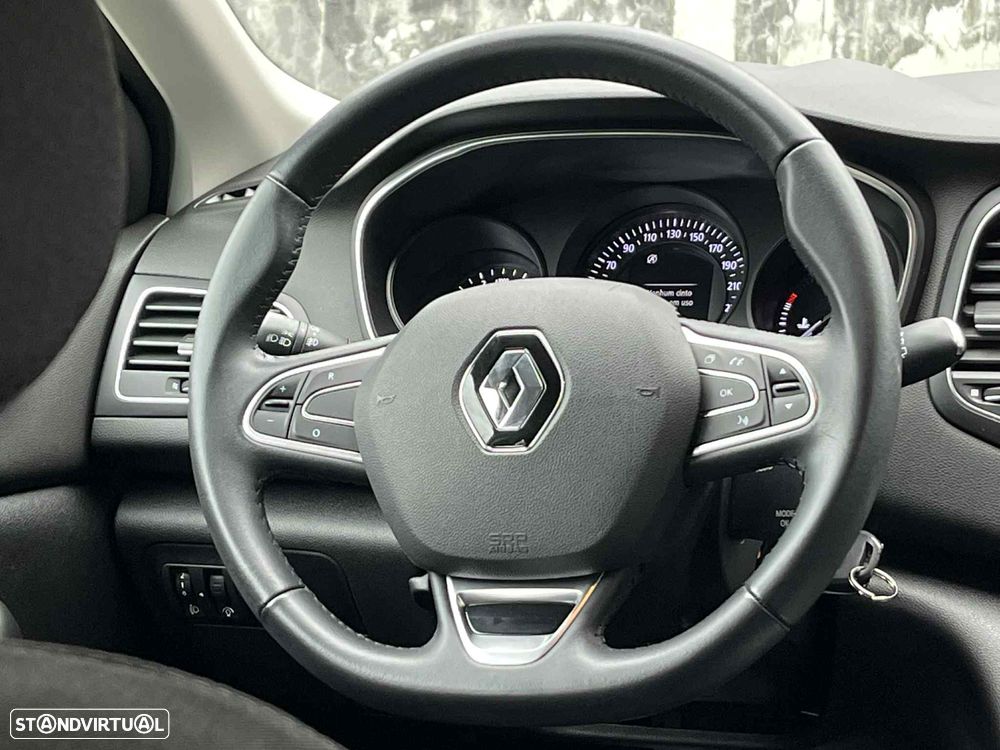 Renault Mégane 1.5 dCi Zen - 12