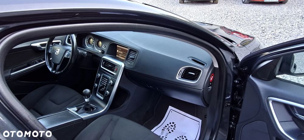 Volvo S60 T3 Kinetic - 20
