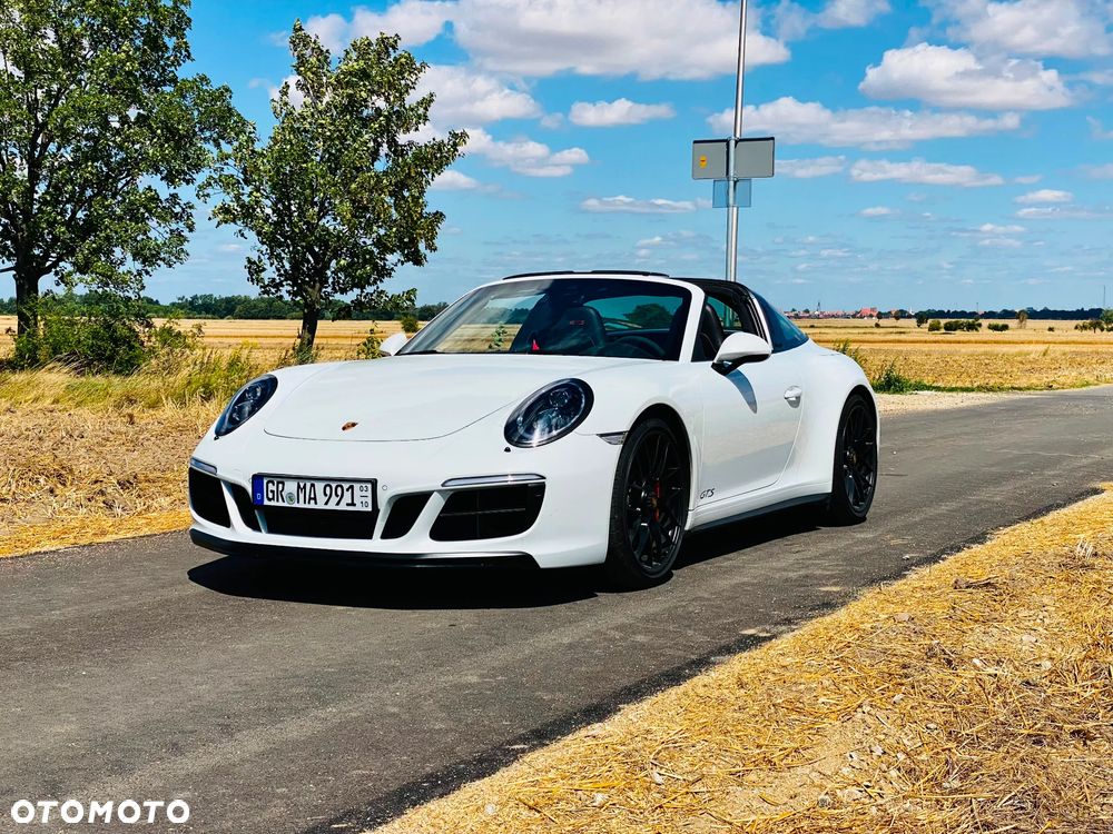 Porsche 911 Targa 4 GTS PDK - 22