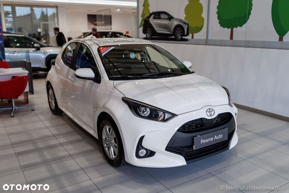 Toyota Yaris - 10