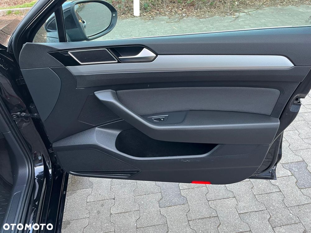 Volkswagen Passat 2.0 TDI (BlueMotion Technology) DSG Comfortline - 15