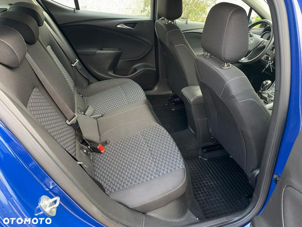 Opel Astra - 11