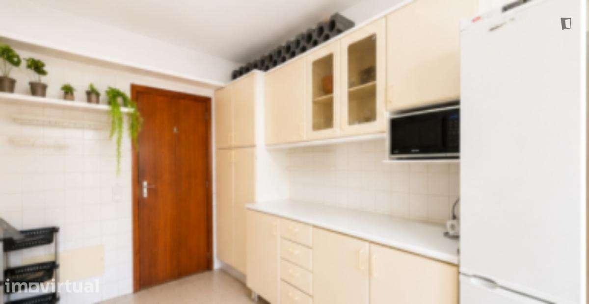 Quarto - localizado em Funchal - Grande imagem: 5/19