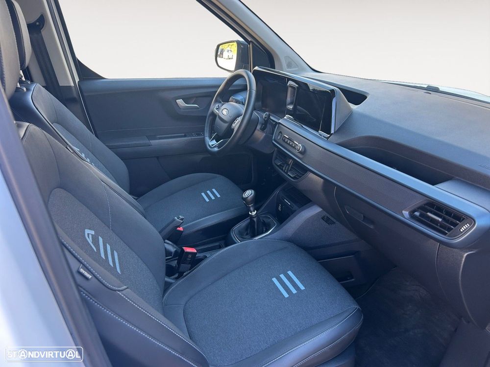 Ford Tourneo Courier 1.0 EcoBoost Active — fotografia 15