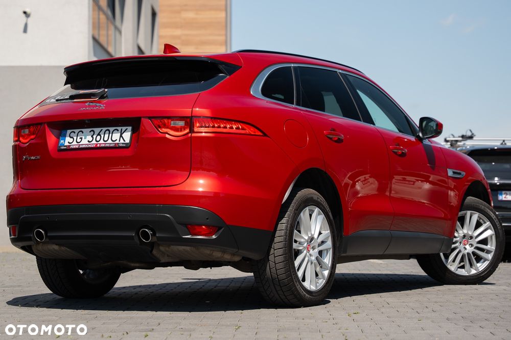Jaguar F-Pace 25d AWD Prestige - 11