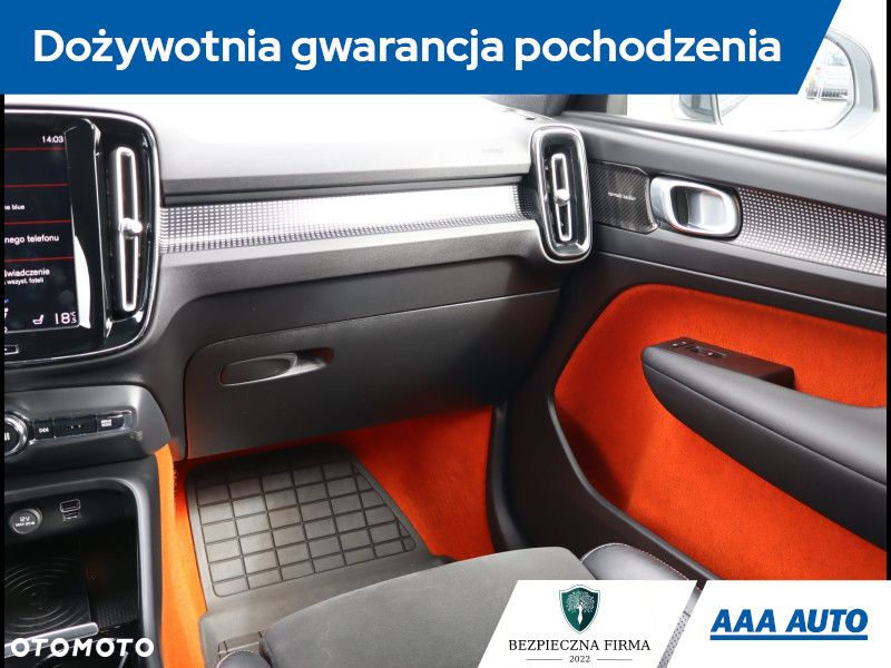Volvo XC 40 - 9