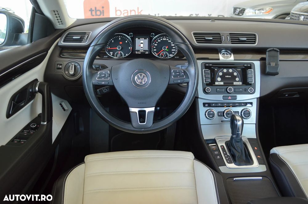 Volkswagen Passat CC 2.0 TDI BlueMotion Technology DSG Exclusive - 26