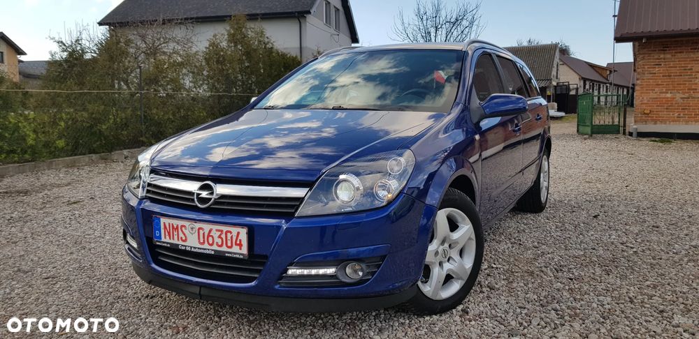 Opel Astra 1.6 NAVI - 10