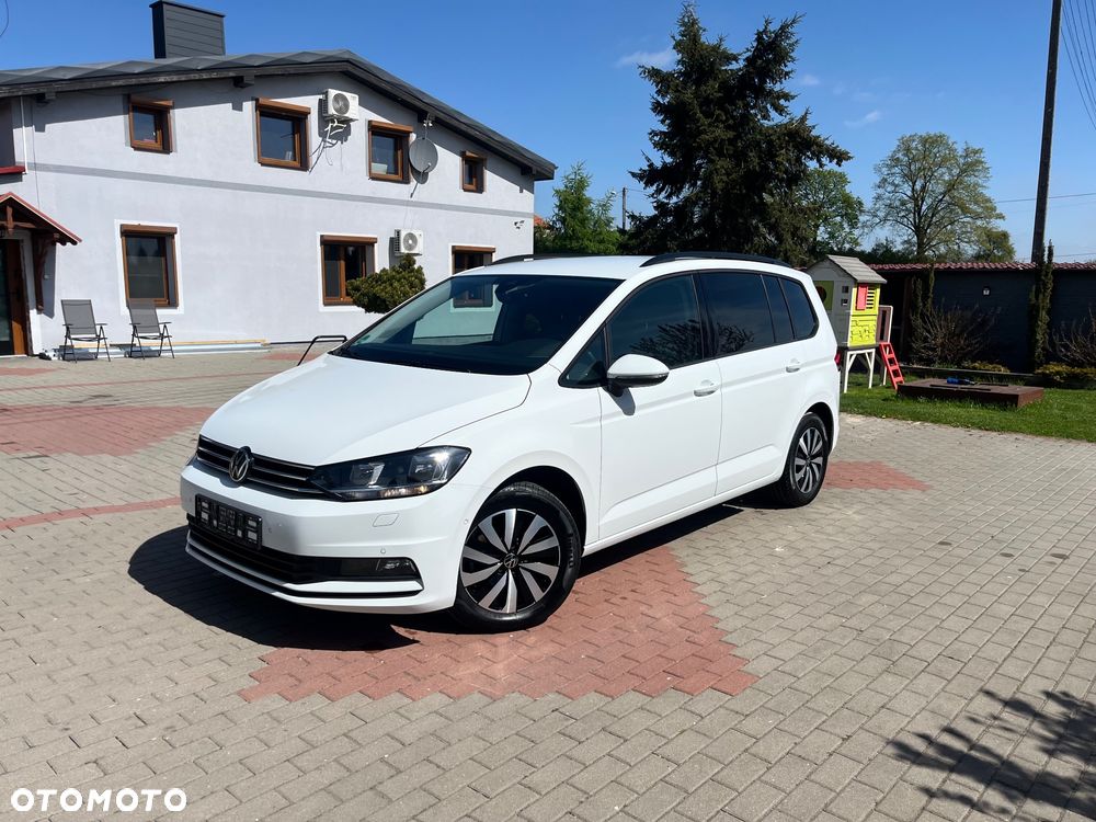Volkswagen Touran 2.0 TDI SCR DSG ACTIVE - 3