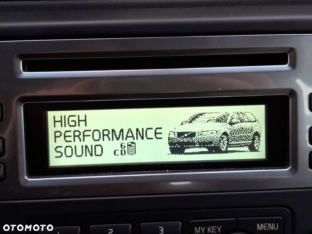 Volvo V70 D5 AWD Summum - 25