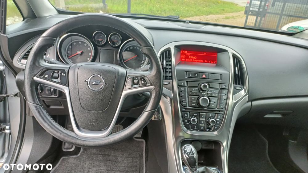 Opel Astra - 14
