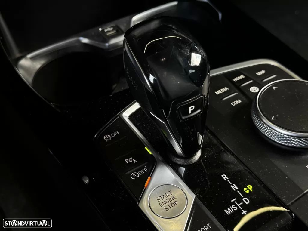 BMW 116 d Pack M Auto - 36