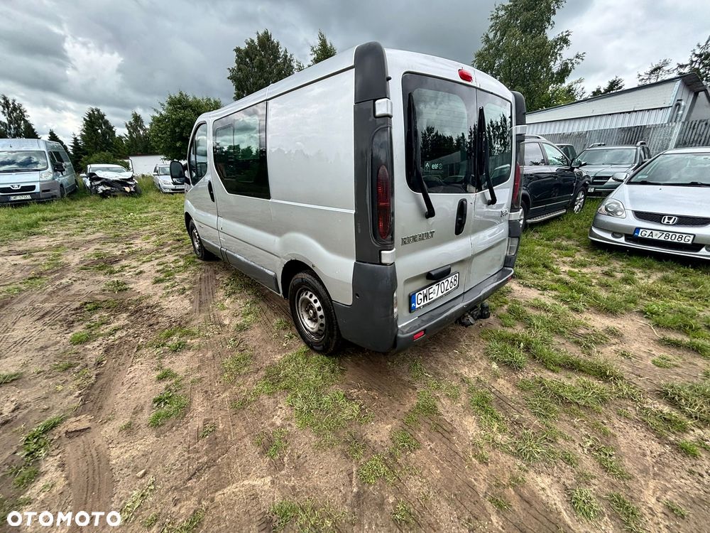 Renault Trafic Passenger - 7