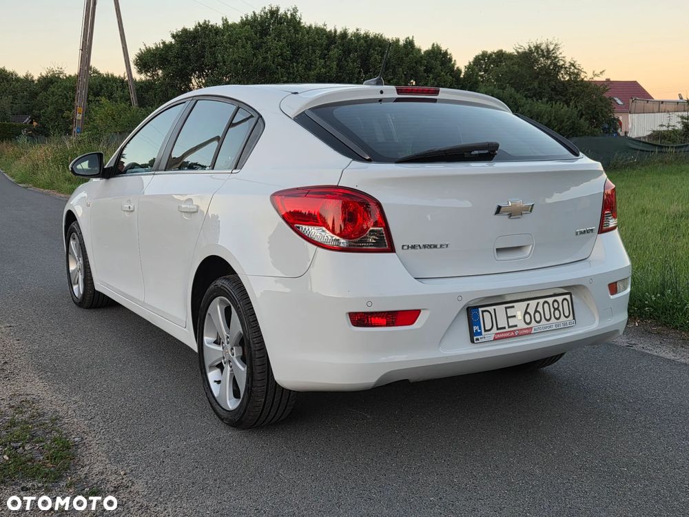Chevrolet Cruze 1.8 LTZ+ - 6