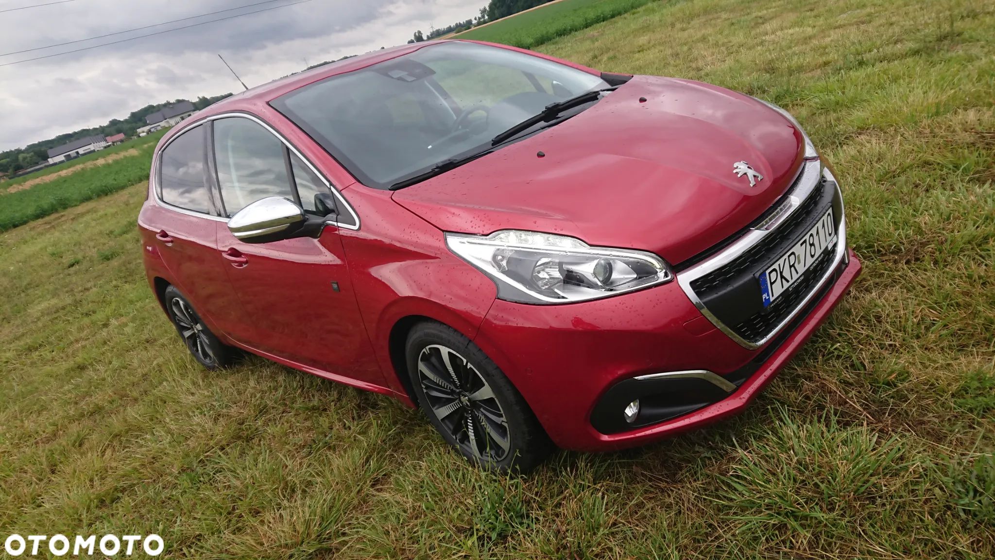 Peugeot 208 - 1